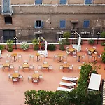 Indigo - St. George By Ihg Hotell Rom